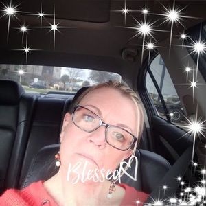 Meet your Posher, Wendy